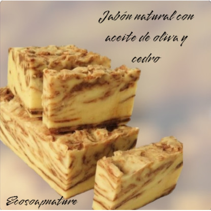 Jabón natural con aceite de oliva y cedro 